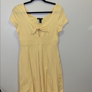 Baby yellow dress